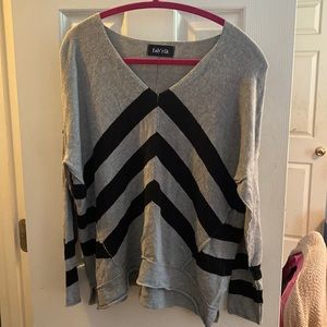 Black and grey chevron print sweater